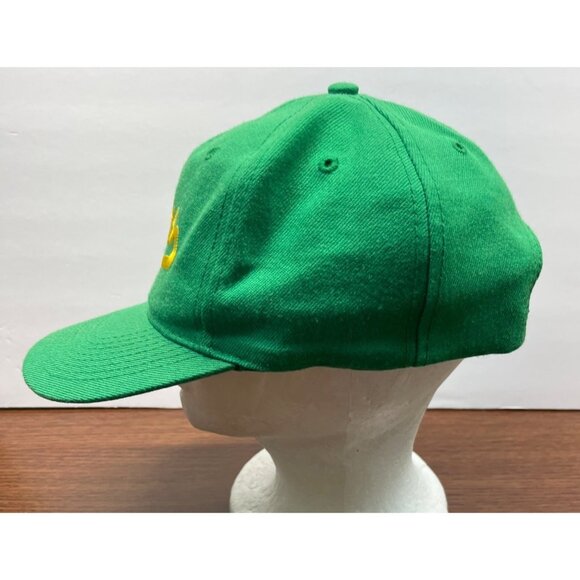 Vintage Classics Green Baseball Cap With Adjustable Strap Otto Gold Embroidery - Picture 3 of 8